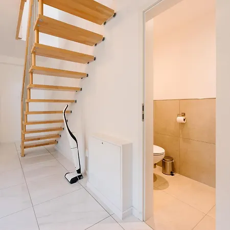 Business Appartement Flughafen Duesseldorf Exterior foto